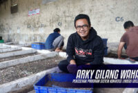 Arky Gilang Wahab, Penggerak Program Sistem Konversi Limbah Organik. (FOTO: MongAbay)